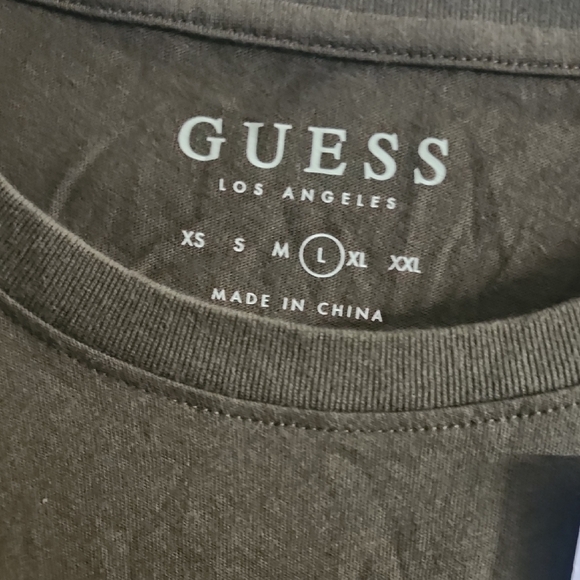 Guess Dark Olive Graphic Tee - Picture 3 of 4